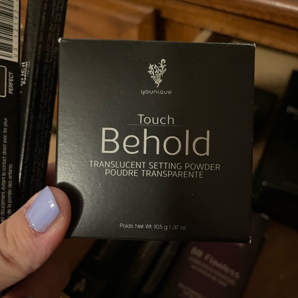 Younique- Setting powder